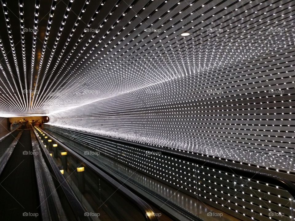 ligth tunnel