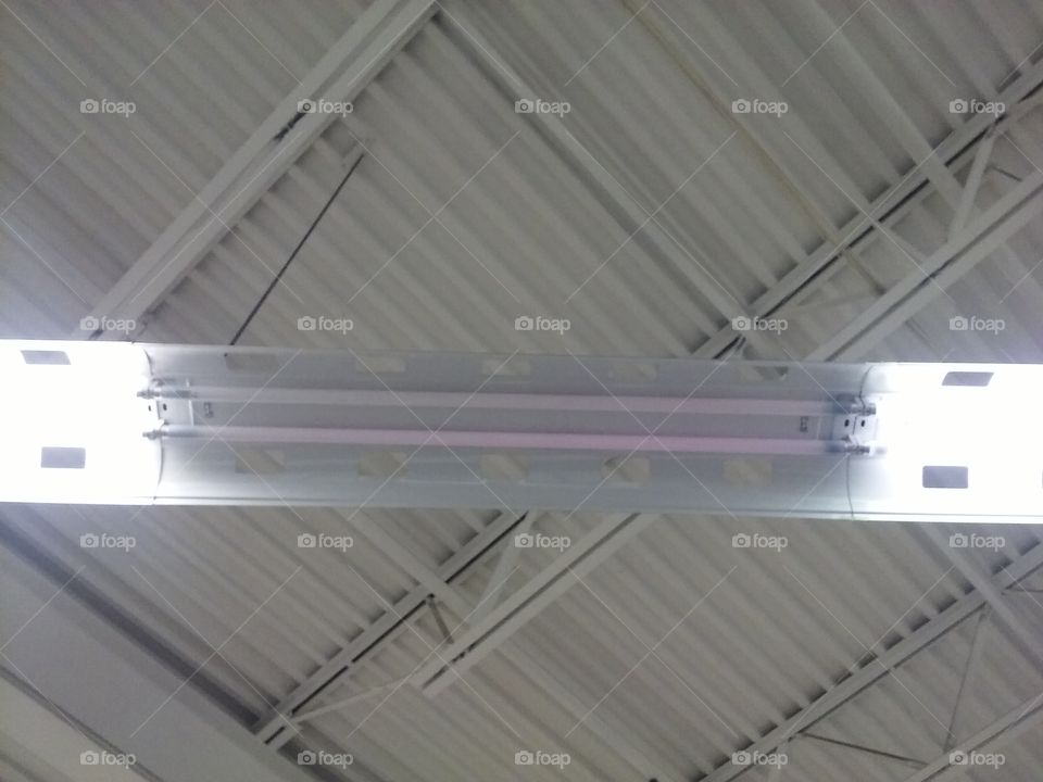 pink fluorescent light ready to burn out...get ready with the new set!