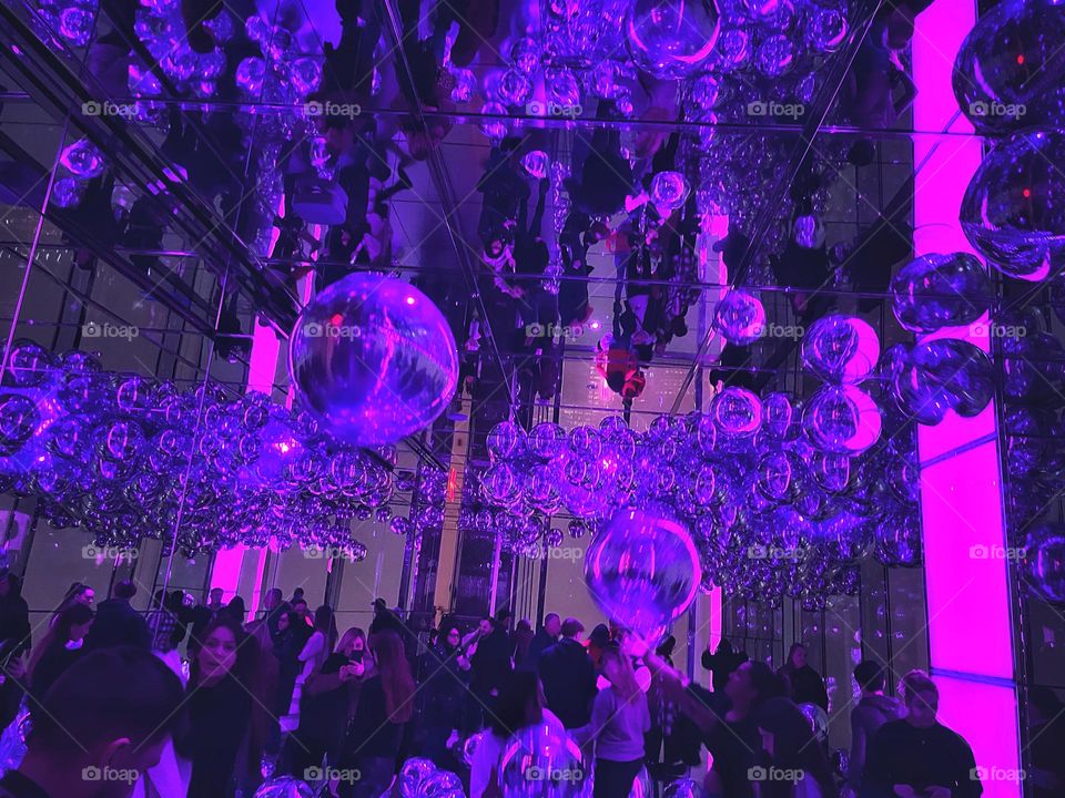 Immersive art exhibit above New York 