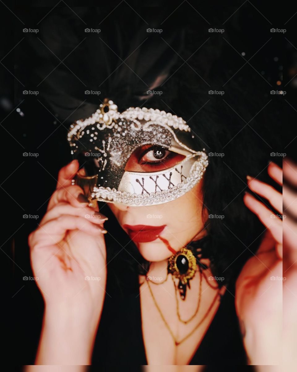 Vampire Masquerade 🧛‍♀️