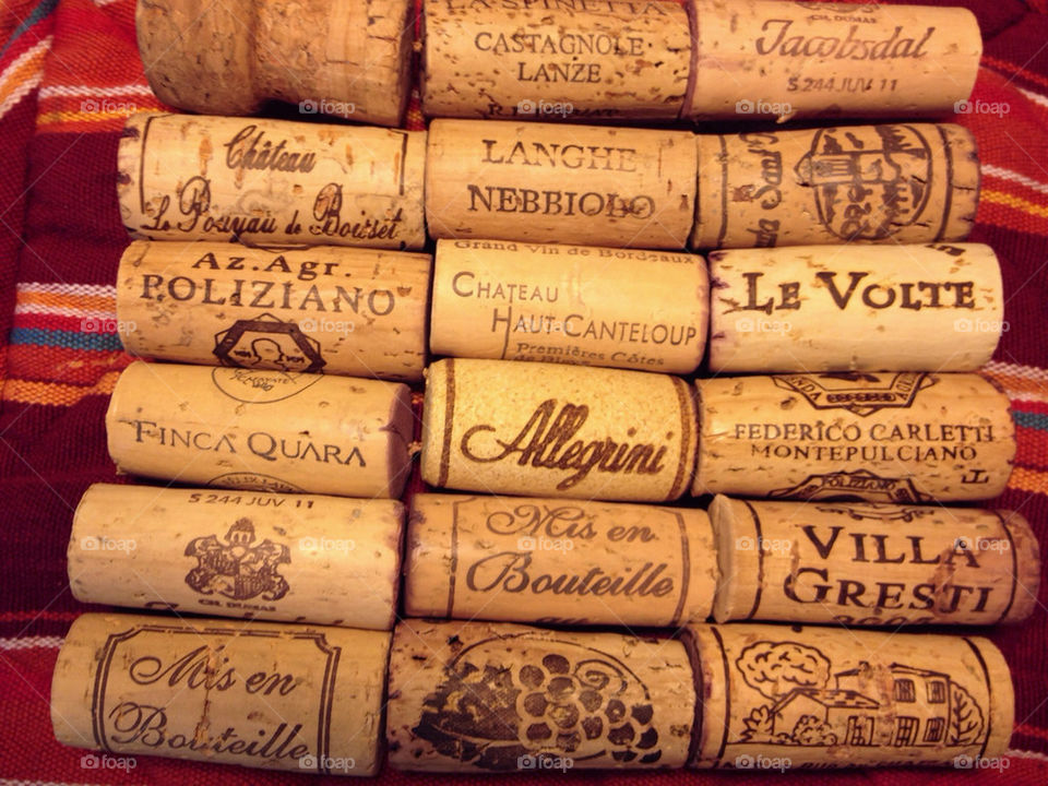 sweden red enjoy wine by annestenbeck