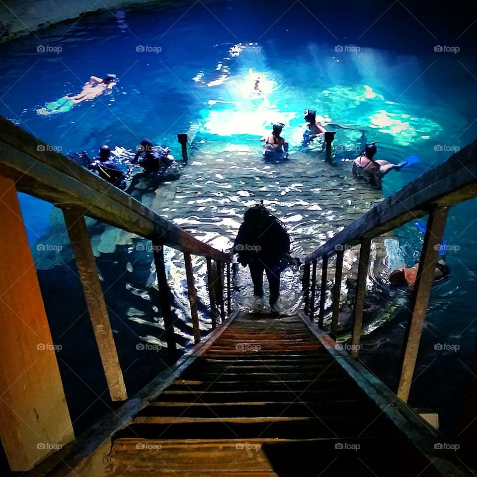 scuba diving/snorkeling