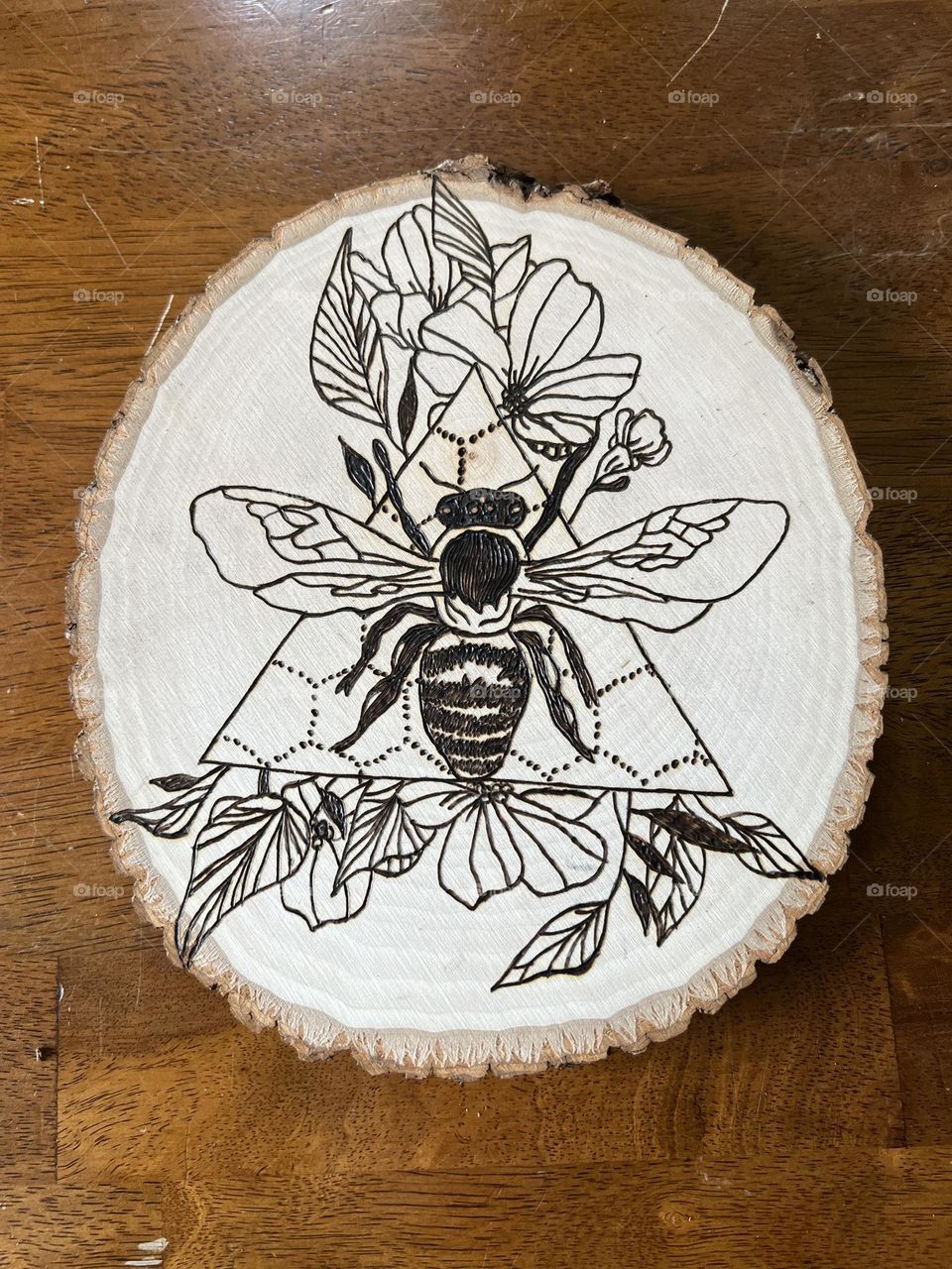 Pyrography Bee and flower design