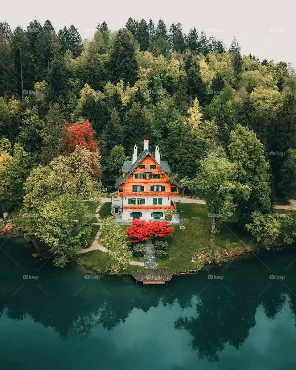 Glory be to God, the magnificent and picturesque view and the natural green trees are a view that is nothing more wonderful than it