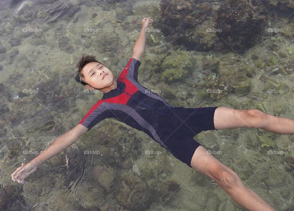 let's enjoy this summer and do what you love. because it's summer and the memories just waiting to happen.