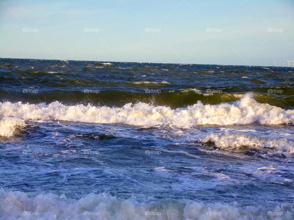 Starker Wellengang an der Ostsee