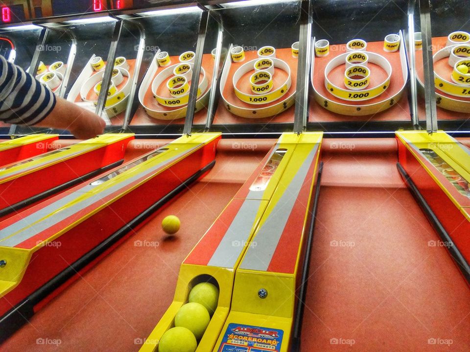 American Game Parlor Skee Ball. Boardwalk Skeeball Game
