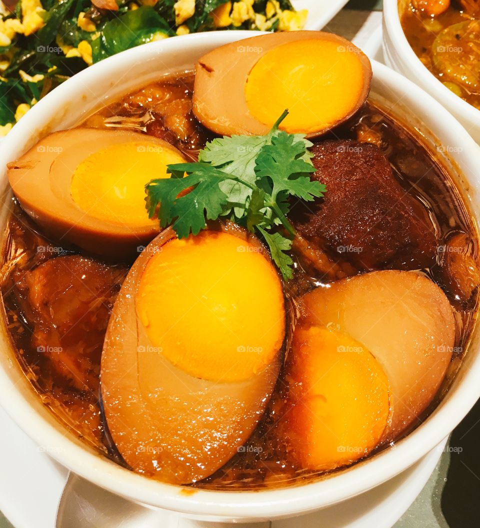 Eggs and pork in brown sauce