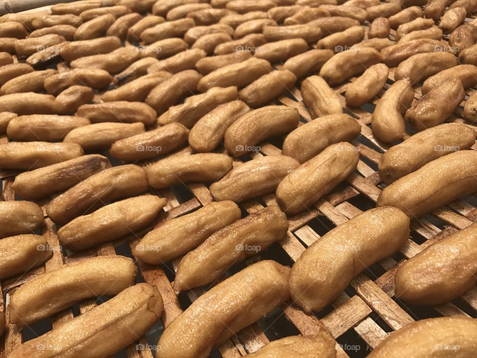 Dried banana for making dessert
