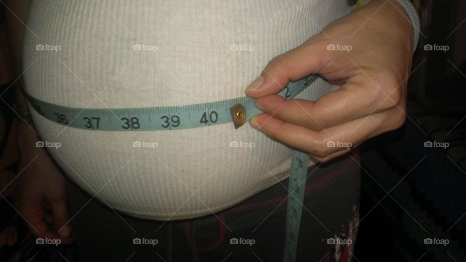 40 inches of baby belly