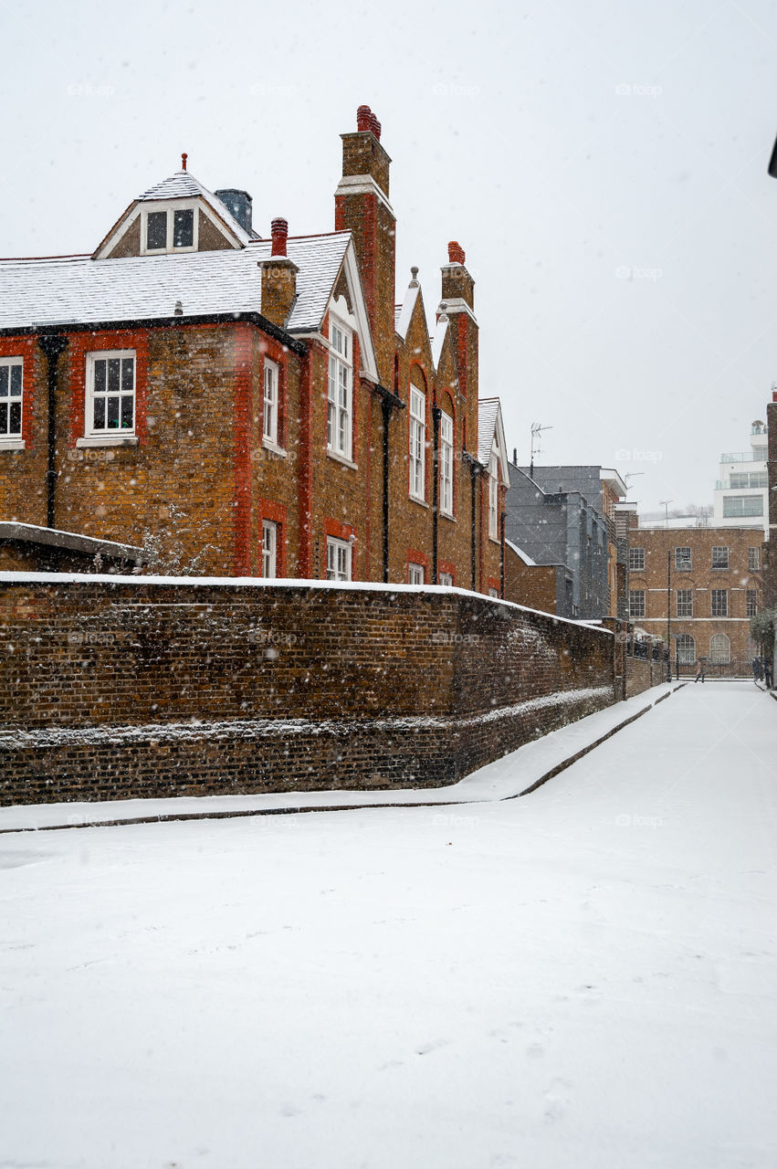Rare sight, snow in London. UK.