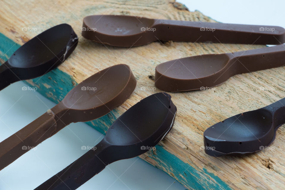 Chocolate spoons
