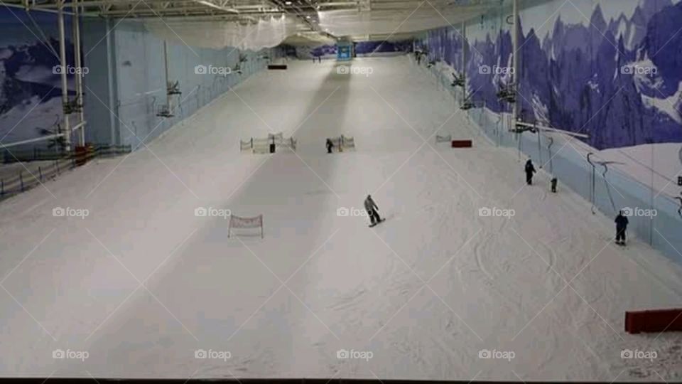Indoor skiing UK