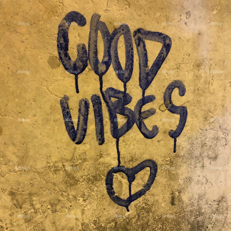 Writes good graffiti 