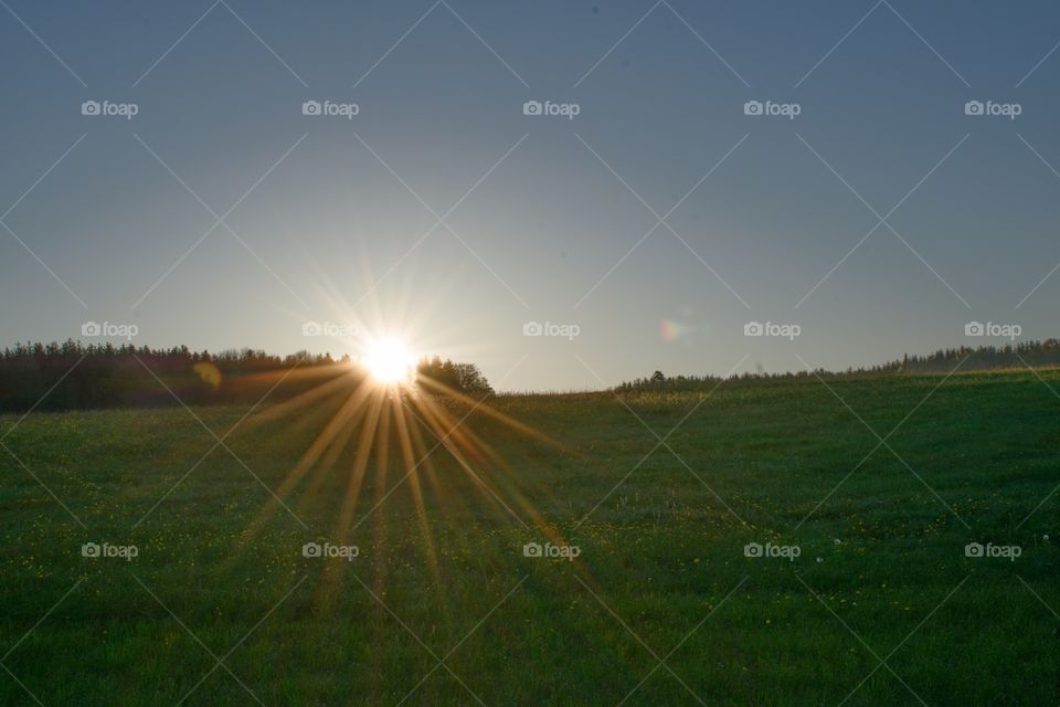 sunrise big sunbeams