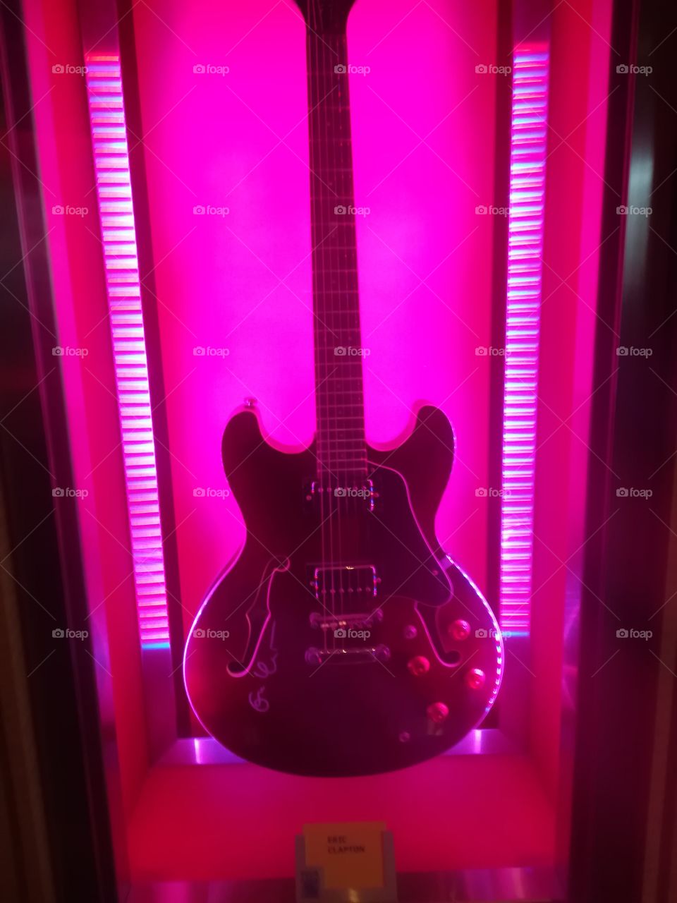 Eric Clapton's guitar in Disneyland Paris