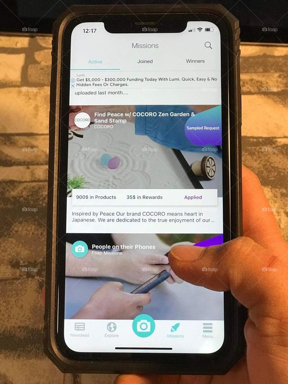 ”Either you are on your phone or not, just always think that your family is your priority”~S.Gibson