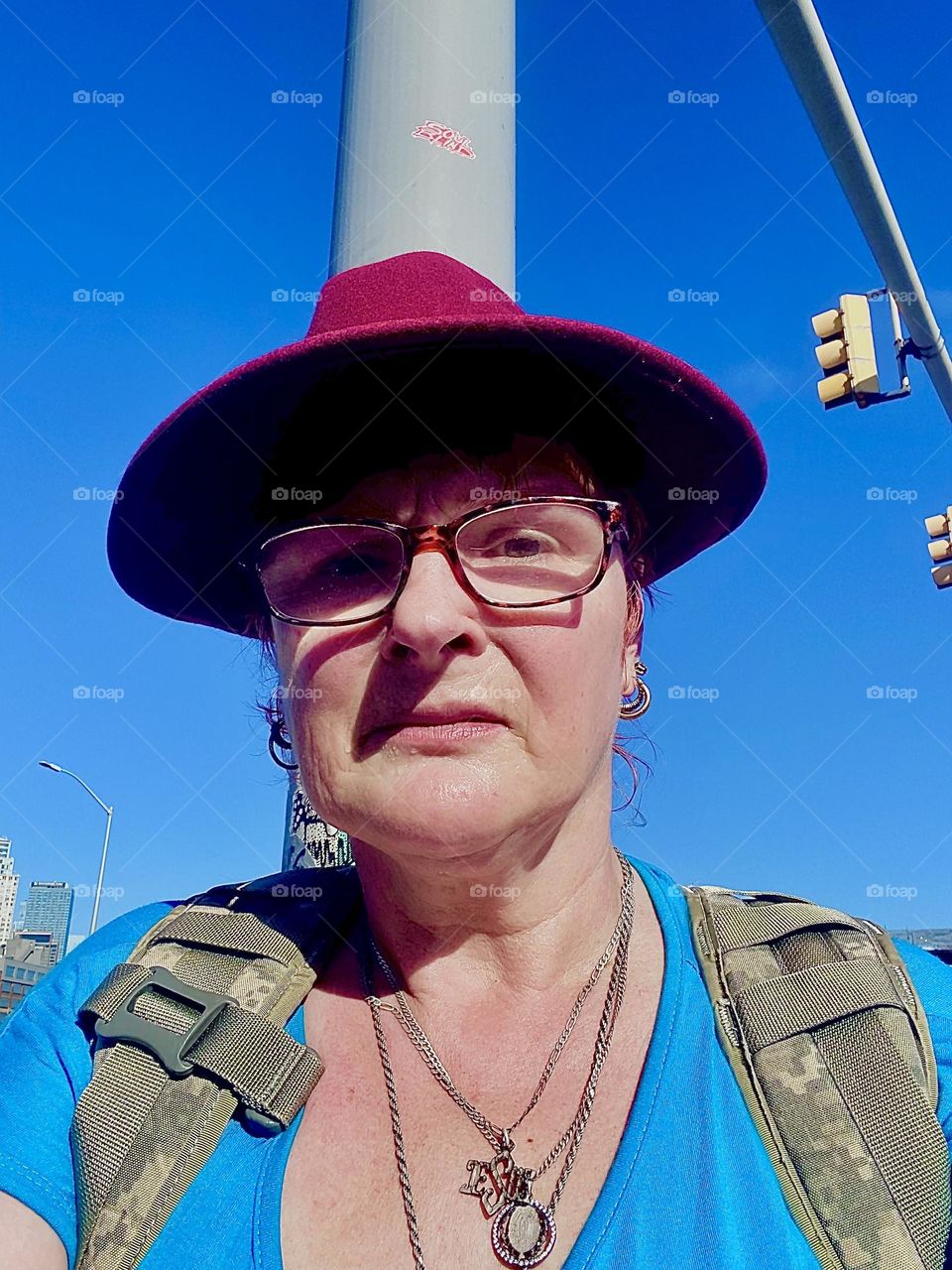 This is me, „Petra Schiller“ a.k.a. „Maxine Firefox“ a.k.a. „Maximiliane Feuerfuchs“ crossing the „Pulaski Bridge“ at „Newtown Creek“ in LIC, Queens. I am ready to view the spectacular NYC sights and to take some pictures. 2023. Hypnotic Productions