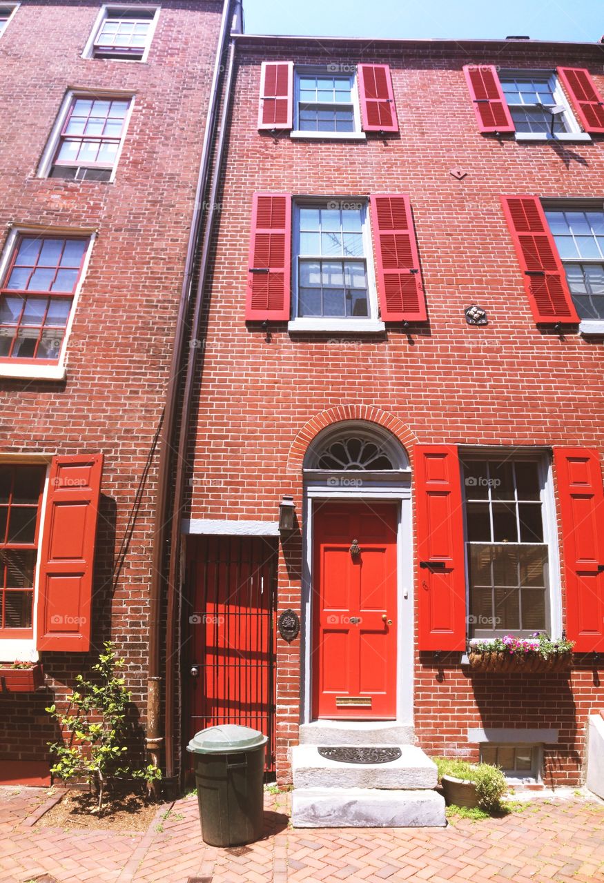 Red Front. Taken in Elfreth's Alley, America's oldest residential street.