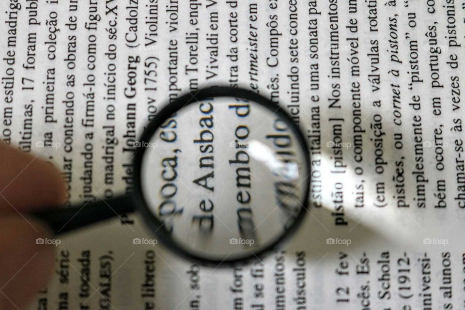 Magnifying glass - looking for