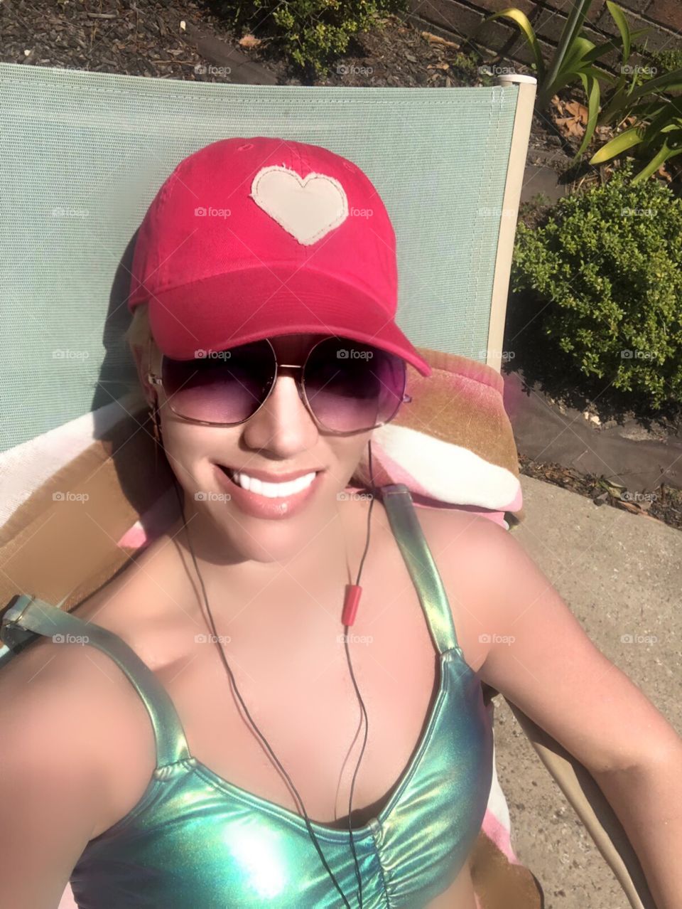 Fun in the southern sun in Columbia,SC just chillaxing poolside. Listening to my fav music and getting a tan.  What is better than this?