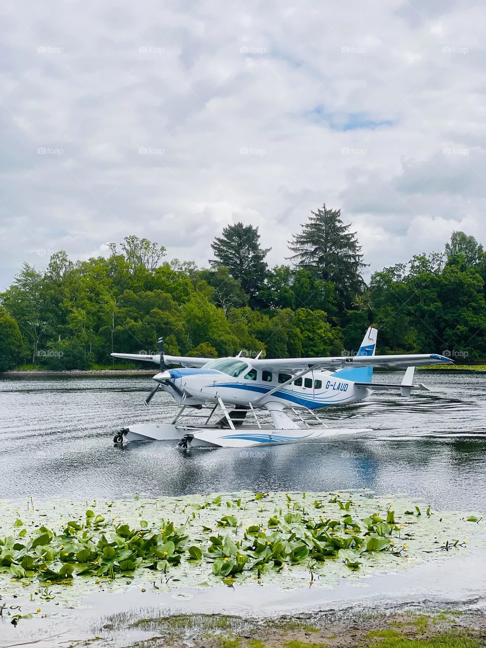 Day trip on seaplane 