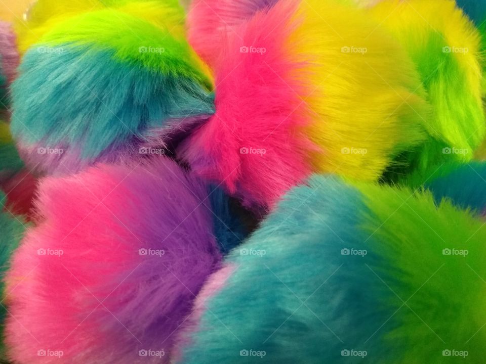 Fuzzy Colorful Balls