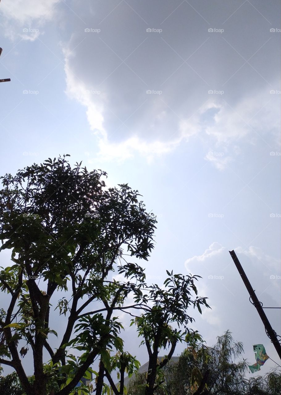 Monsoon clouds are very reluctant to say goodbye as autumn is slowly but steadily making its way through them