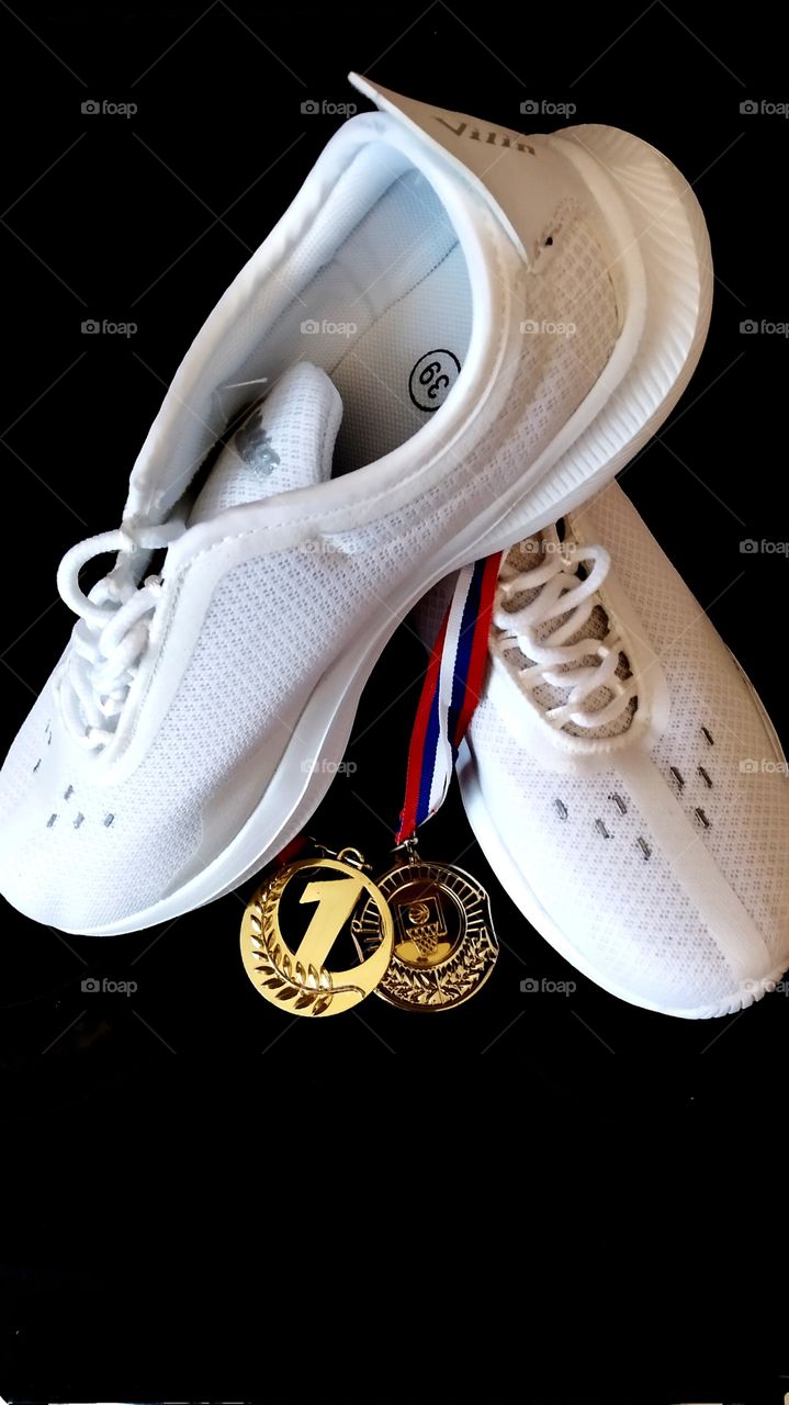 🏈⚾⚽🏀🎾🏐🏉🎱⛳🏌🏓🏸🏒🏑🏏🎿⛷