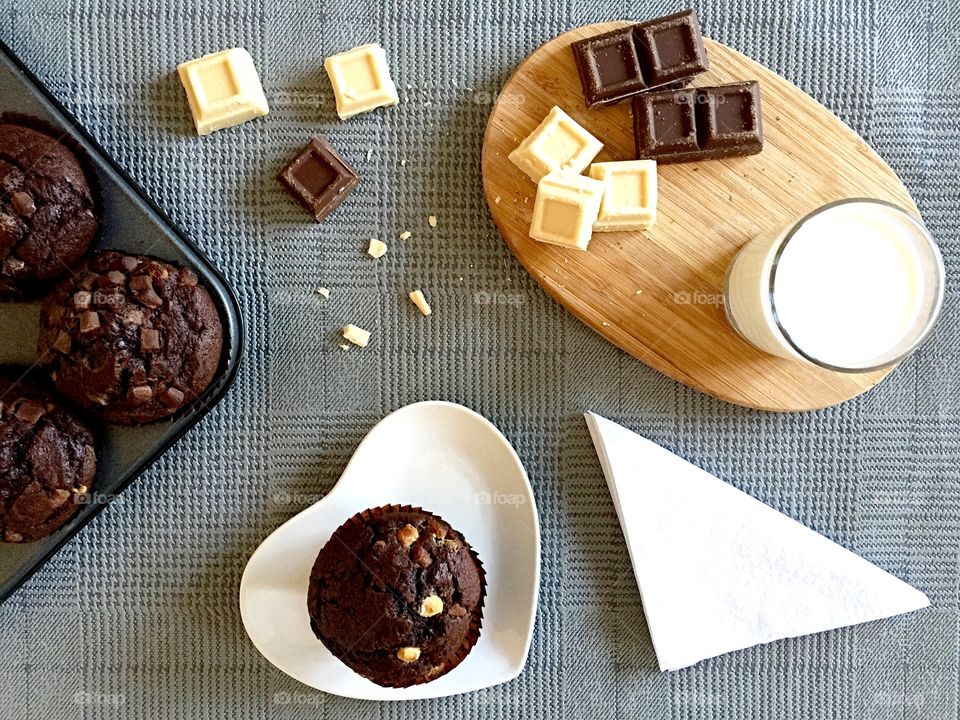 Chocolate muffins 