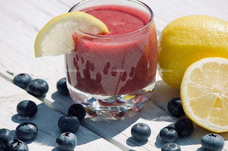 Fresh fruit smoothie 