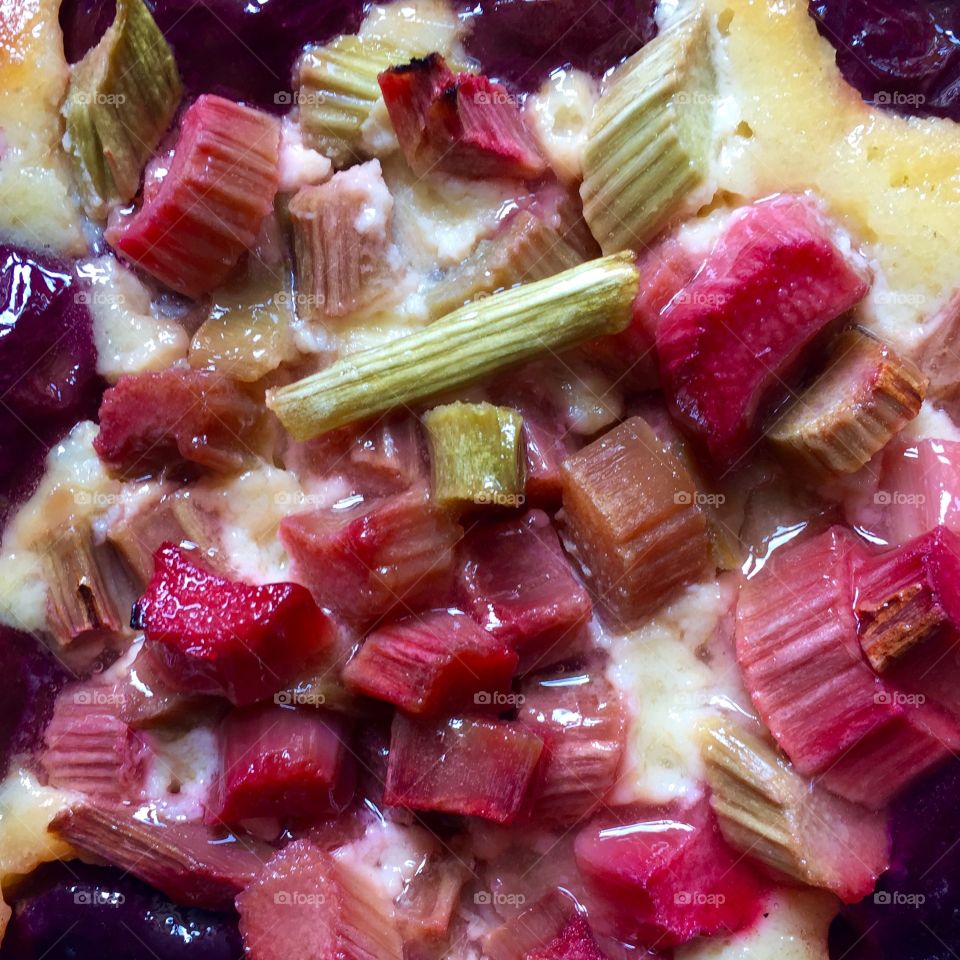 Rhubarb pie with plum