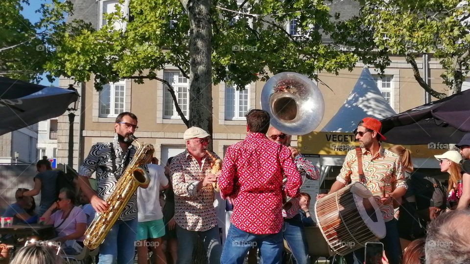 Group of musicians at the FIL