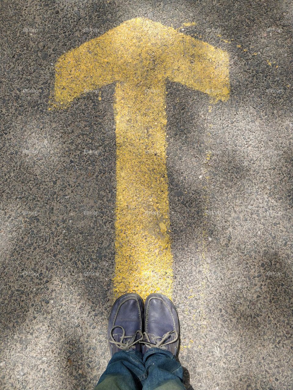 direction towards the arrow to take your footsteps in right manner