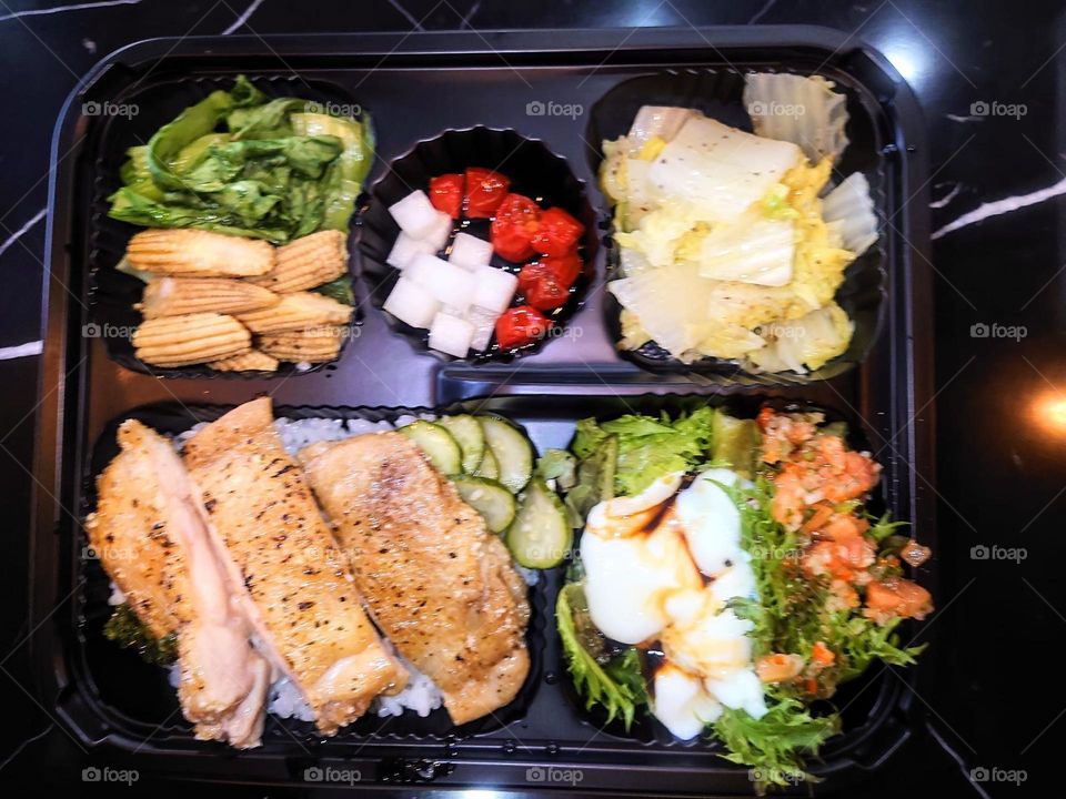 Delicious and hearty lunch box