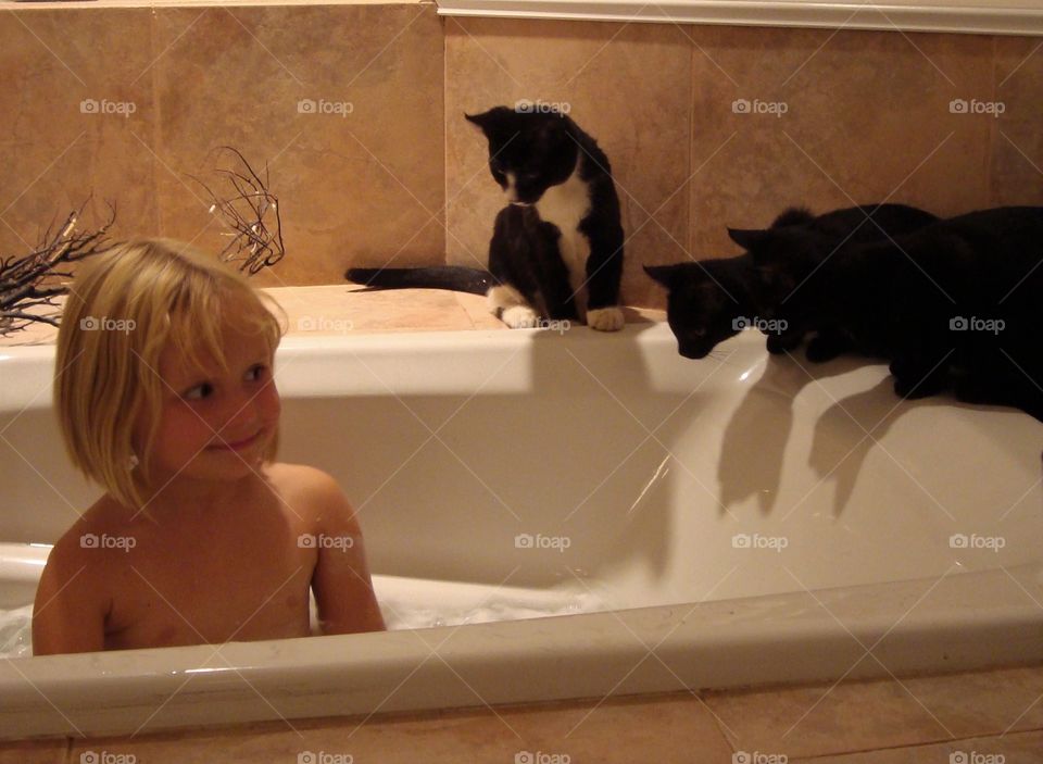 Captive audience at bath time 