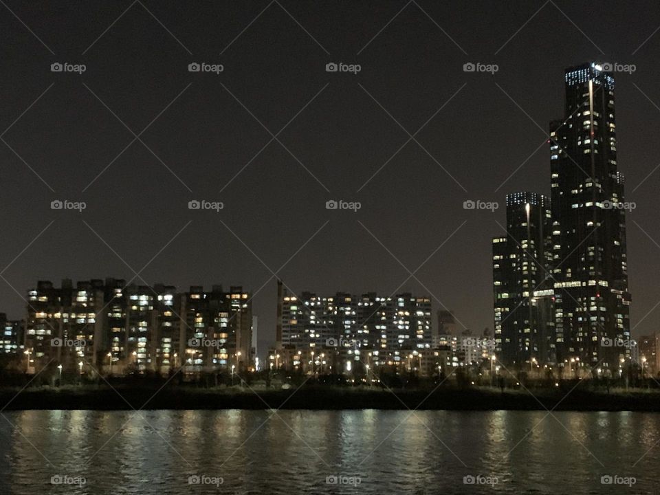Architecture at night 