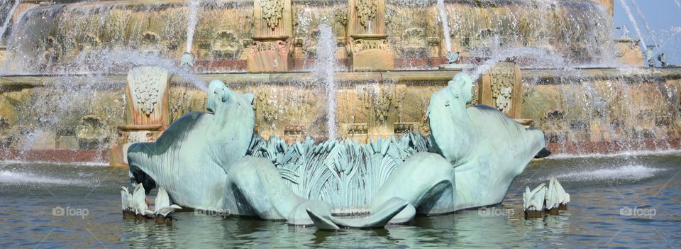 Buckingham Fountain in Grant Park Chicago