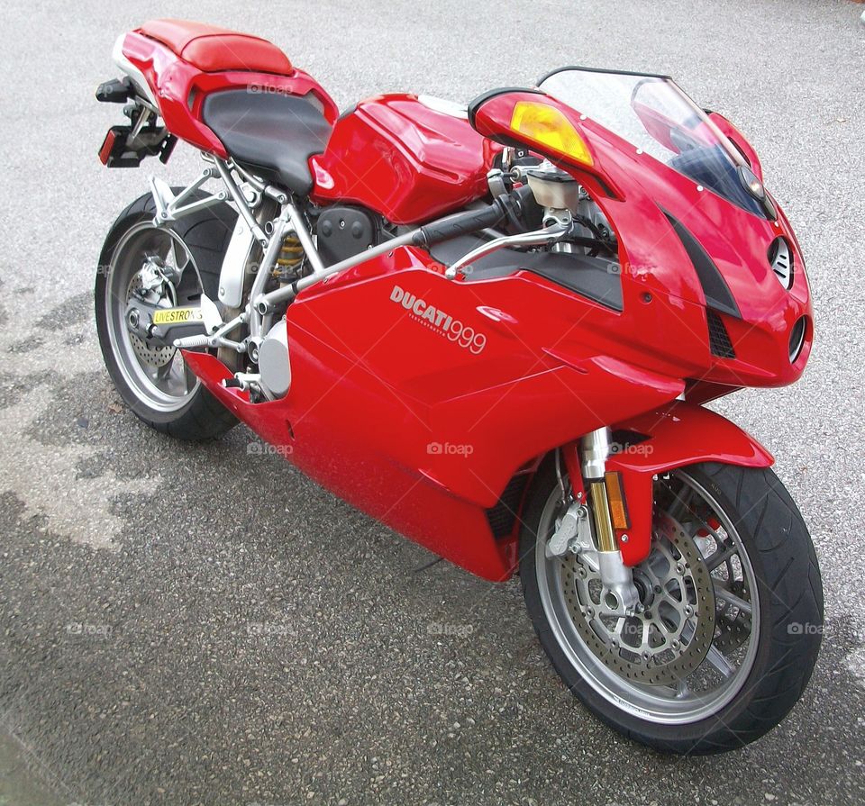 Italian Superbike Ducati 999 Motorcycle Red