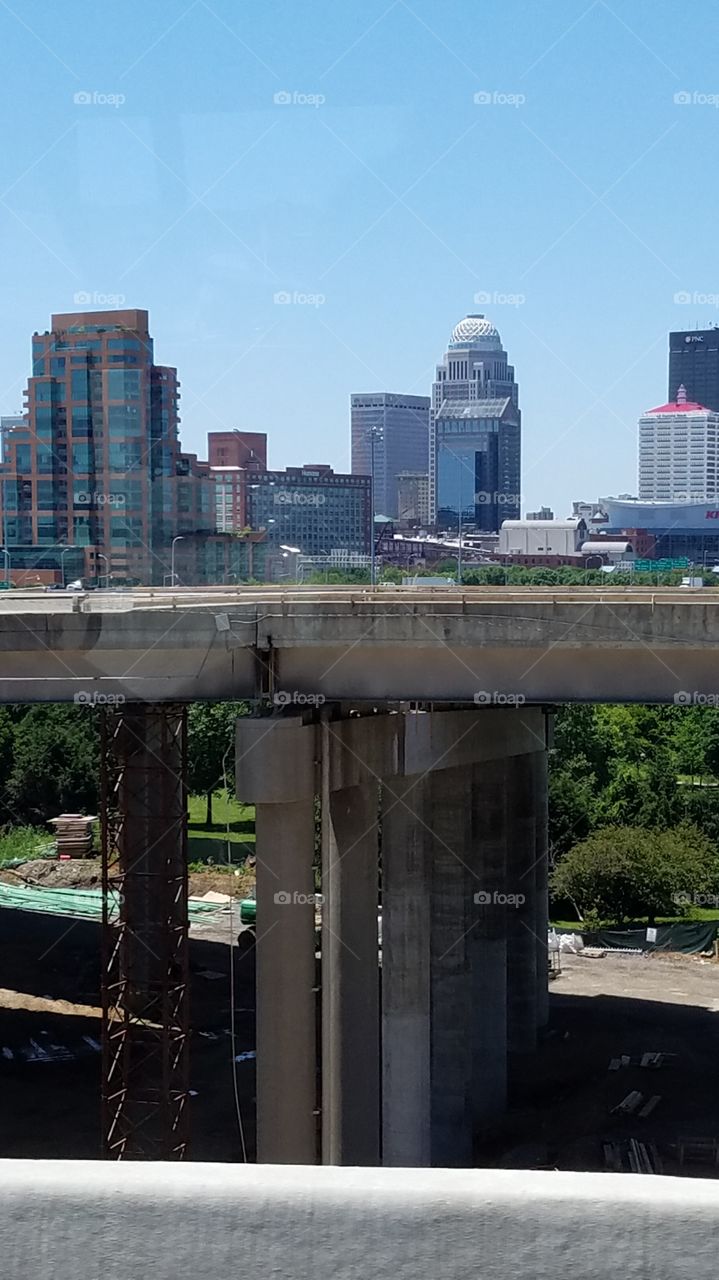 the bridges Louisville Kentucky