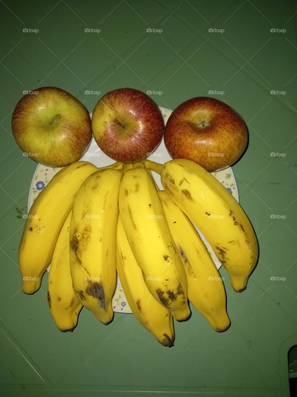 Bananas e  maçãs amo!