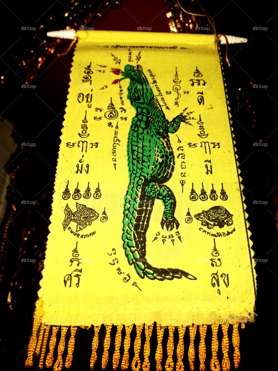 crocodile amulet fetish