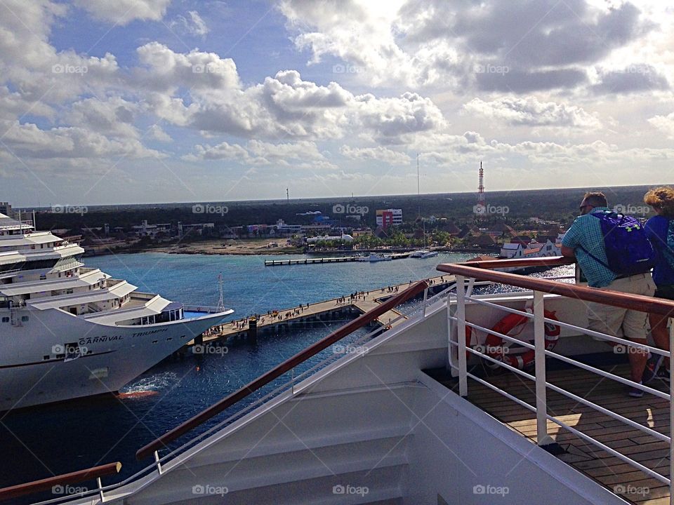 Pulling into port in Cozumel