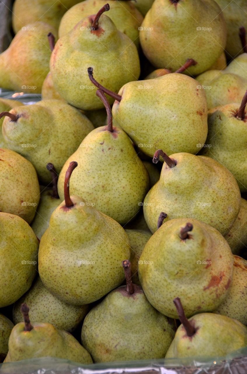 Pears at the market in Antwerp.