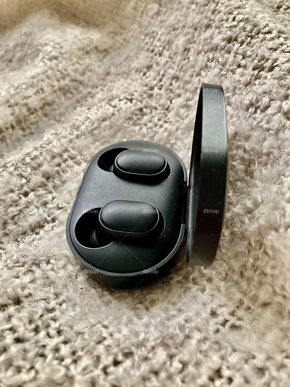 Wireless headphones 