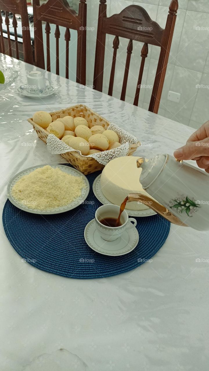 coffee with cheese bread