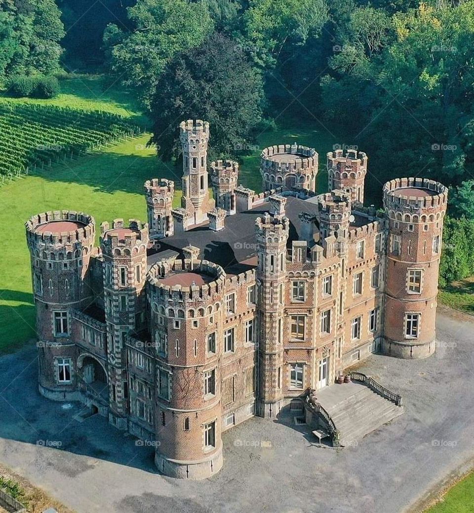 Moulbaix castle, Belgium