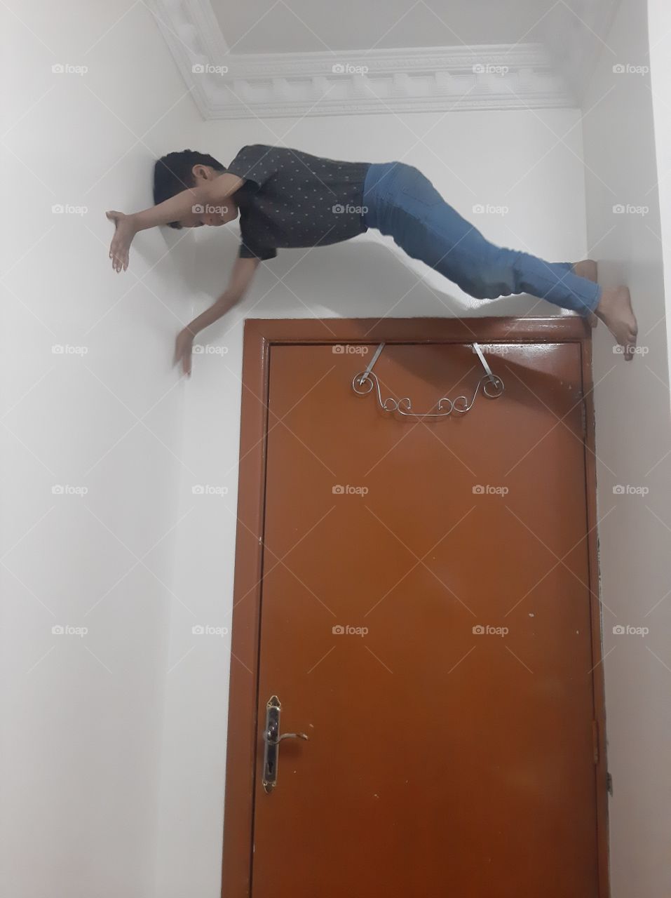 Thank you, give you good health, I want you to support me, I am very, very poor