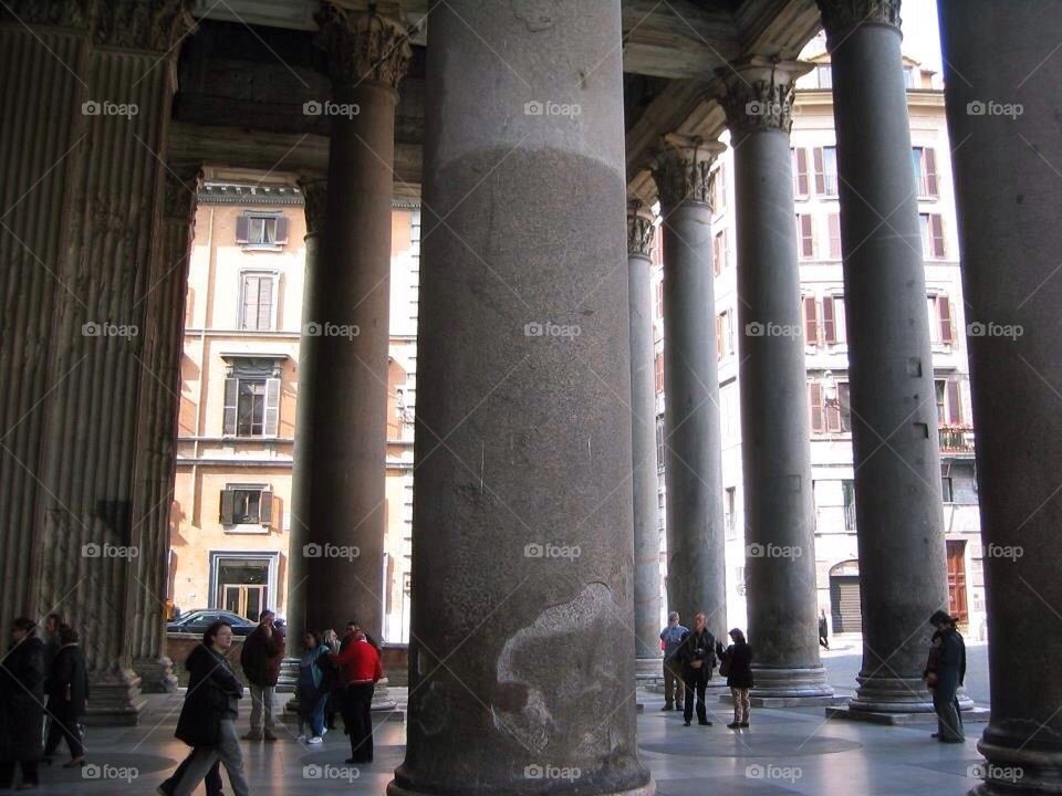 Pantheon columns