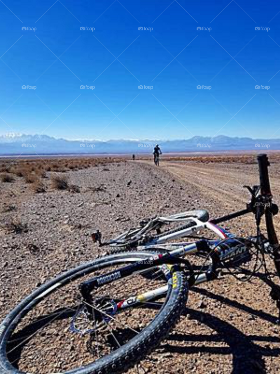 A lonely bicycle waiting for help